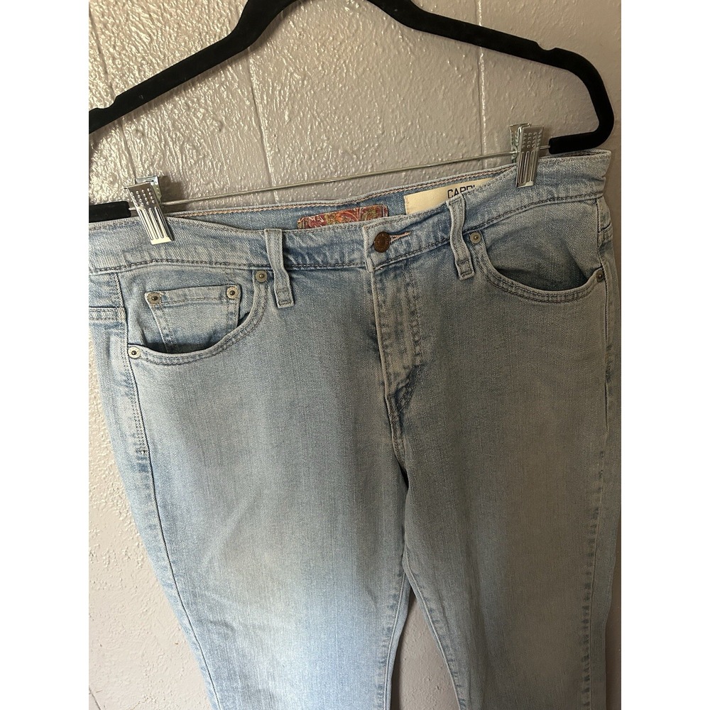 Women Levi's 515 Capri Iight Distressed Jeans 12 Casual Boho Beachy Outdoors - Picture 2 of 4